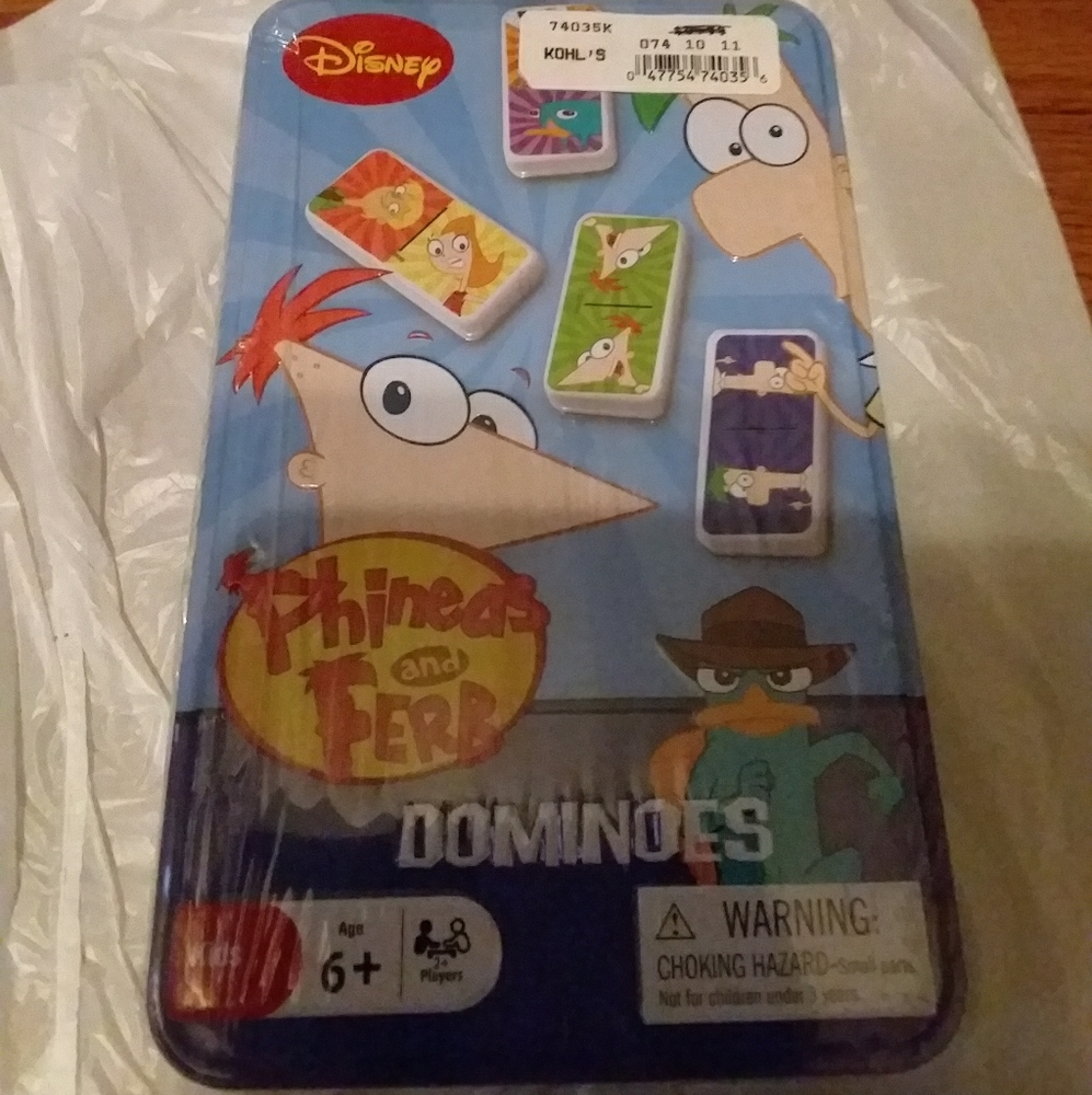 Phineas and ferb nwt dominos